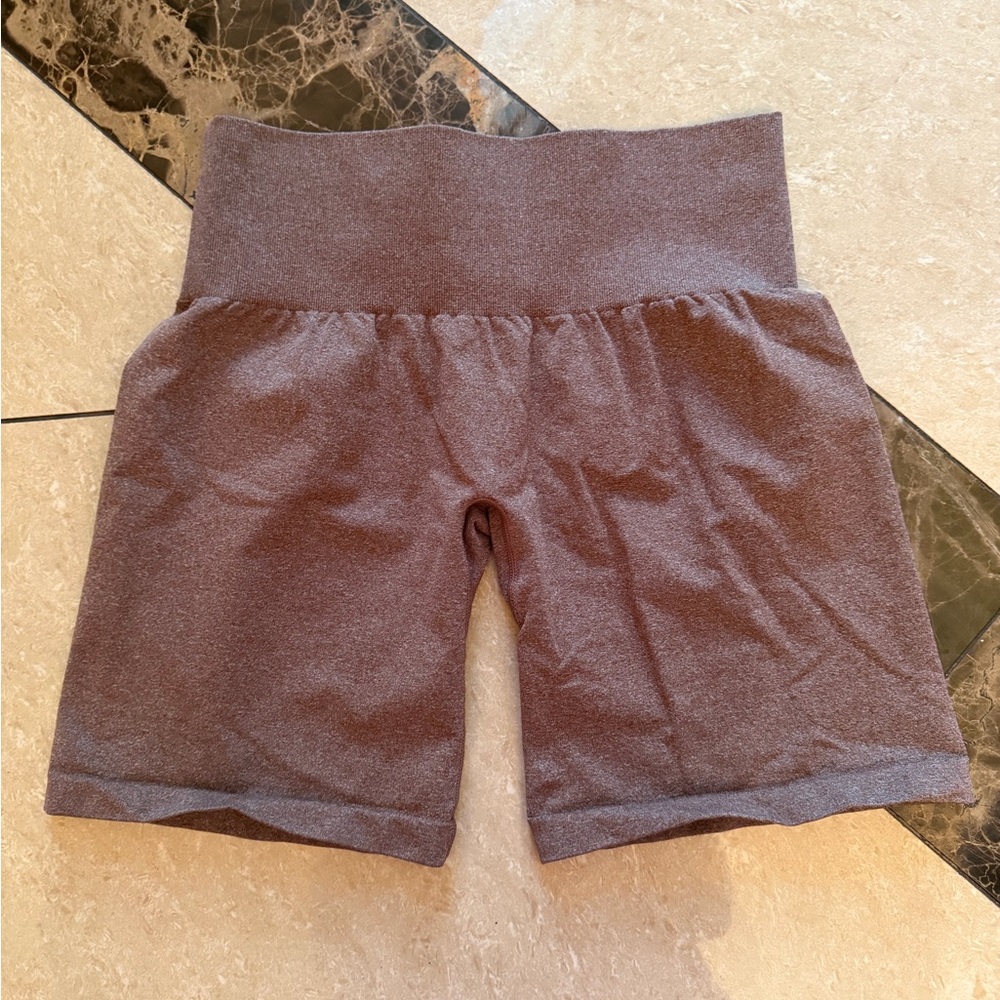 NVGTN High-Waisted Brown Shorts
